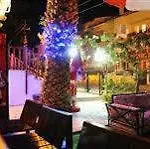 Avisos And Hotel