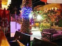 Avisos And Hotell